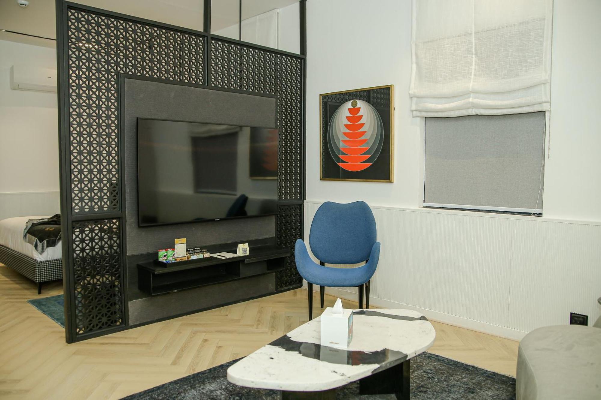 Ambiance Boutique Art Hotel 拉合尔 客房 照片 A room divider